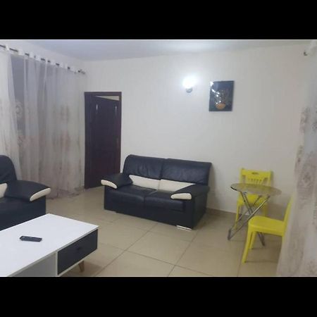 Chez Jo Deux Apartment Yaounde Exterior photo